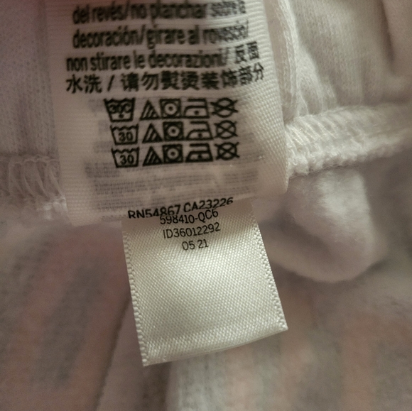 Vs pink varsity shorts~xl. - Picture 5 of 11